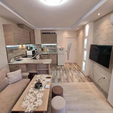 Adam And Eva דירה *